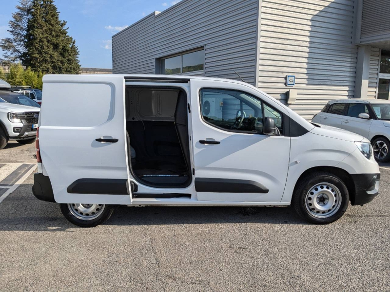 OPEL Combo Cargo VUL d’occasion à vendre à DRAGUIGNAN chez VAGNEUR (Photo 8)