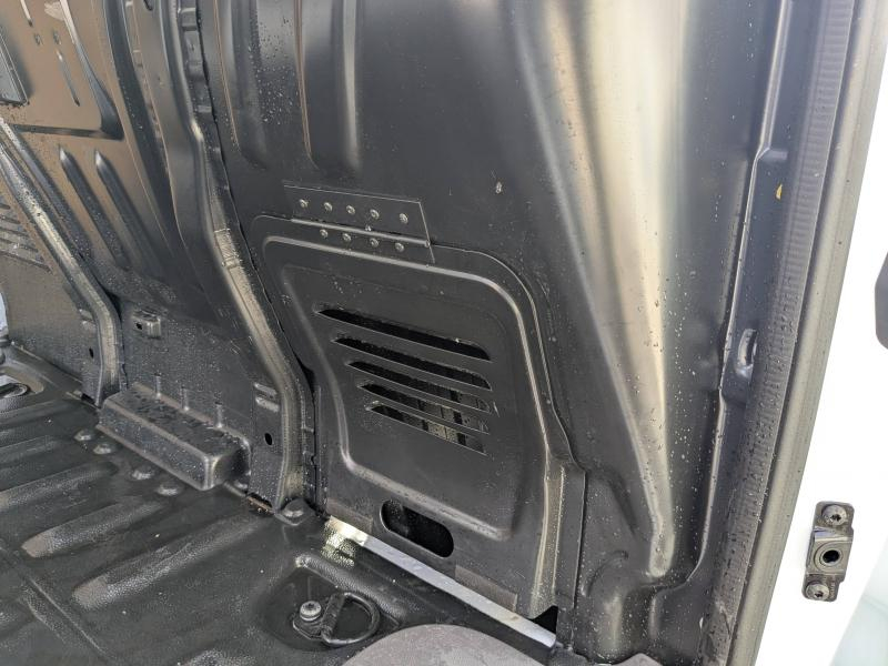 FORD Transit Connect VUL d’occasion à vendre à DRAGUIGNAN chez VAGNEUR (Photo 13)