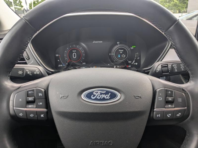FORD Kuga d’occasion à vendre à DRAGUIGNAN chez VAGNEUR (Photo 18)