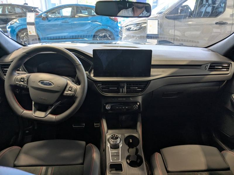 FORD Kuga d’occasion à vendre à DRAGUIGNAN chez VAGNEUR (Photo 14)