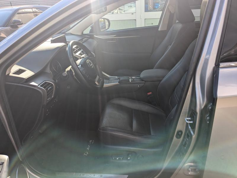 LEXUS NX d’occasion à vendre à DRAGUIGNAN chez VAGNEUR (Photo 14)
