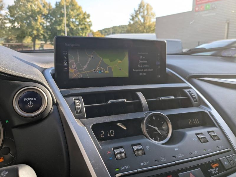 LEXUS NX d’occasion à vendre à DRAGUIGNAN chez VAGNEUR (Photo 20)