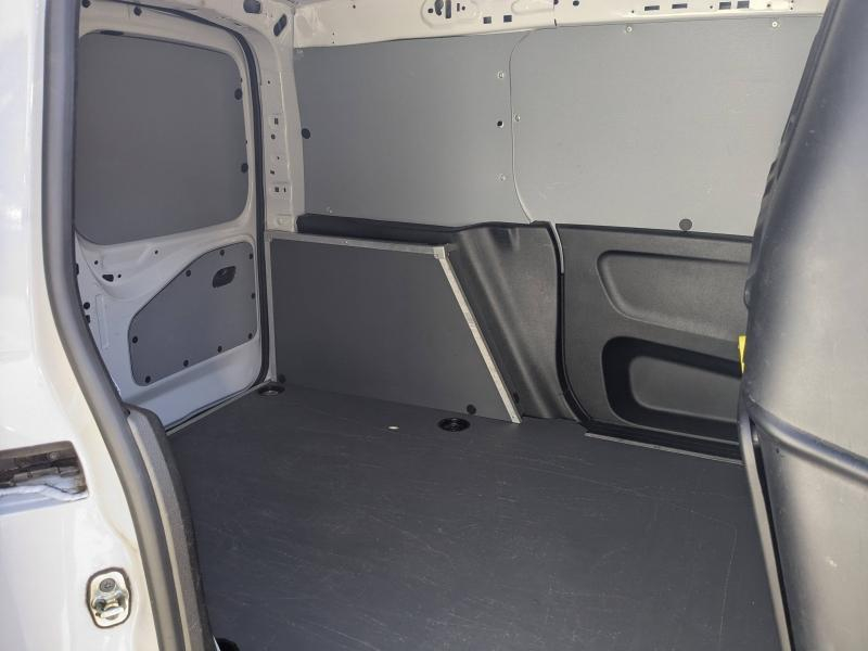 agency.seo.links.detann.title CITROEN Berlingo Van VUL d’occasion à vendre à DRAGUIGNAN chez VAGNEUR (Photo 11)