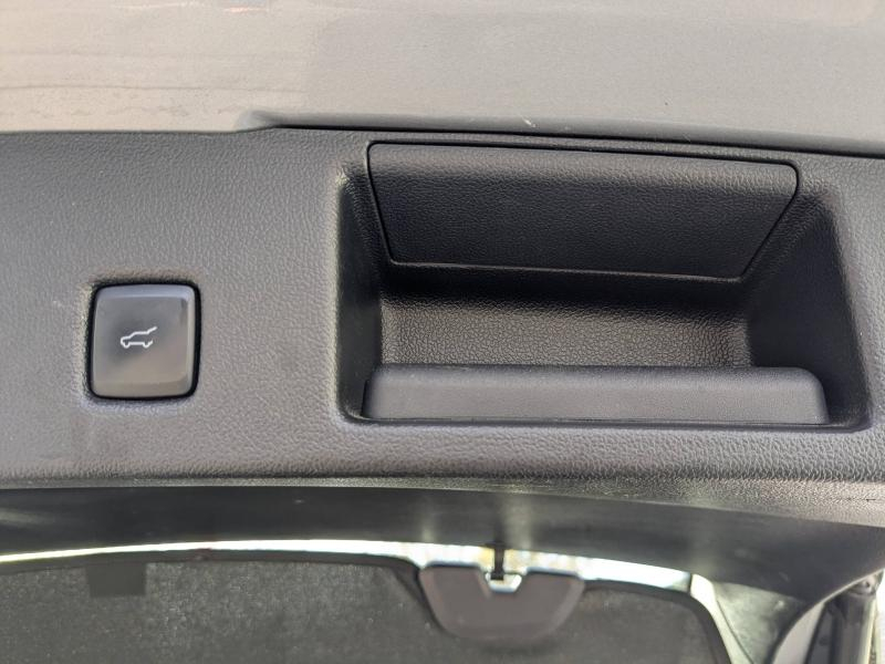 FORD Kuga d’occasion à vendre à DRAGUIGNAN chez VAGNEUR (Photo 10)