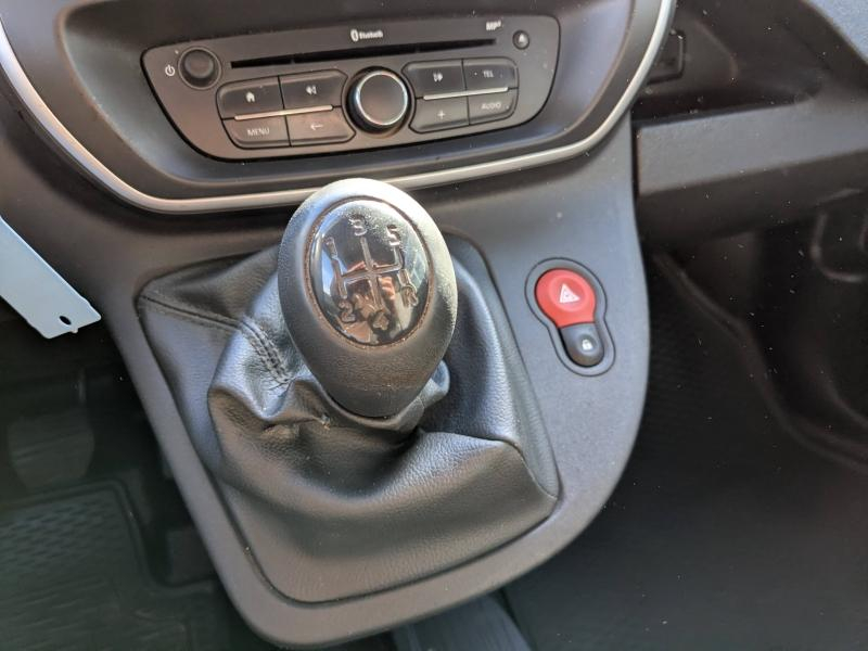 RENAULT Kangoo Express VUL d’occasion à vendre à DRAGUIGNAN chez VAGNEUR (Photo 13)