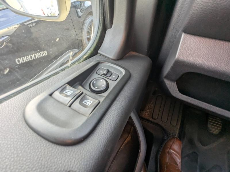 RENAULT Master Fg VUL d’occasion à vendre à DRAGUIGNAN chez VAGNEUR (Photo 11)