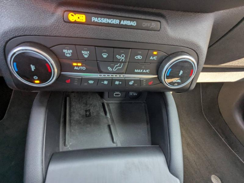 FORD Kuga d’occasion à vendre à DRAGUIGNAN chez VAGNEUR (Photo 19)