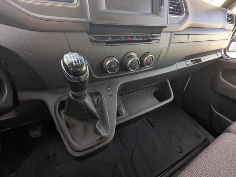 RENAULT Master Fg VUL d’occasion à vendre à DRAGUIGNAN chez VAGNEUR (Photo 6)