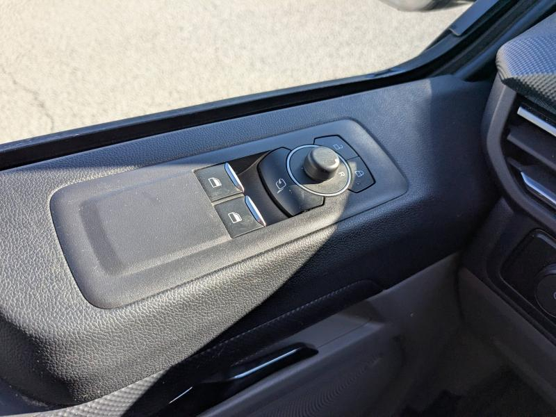 FORD Transit Custom Fg VUL d’occasion à vendre à DRAGUIGNAN chez VAGNEUR (Photo 12)