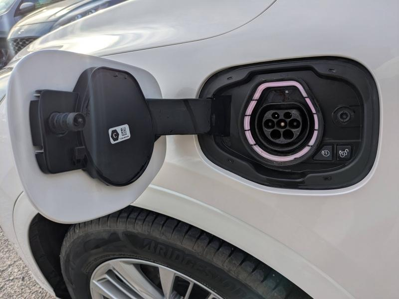 FORD Kuga d’occasion à vendre à DRAGUIGNAN chez VAGNEUR (Photo 15)