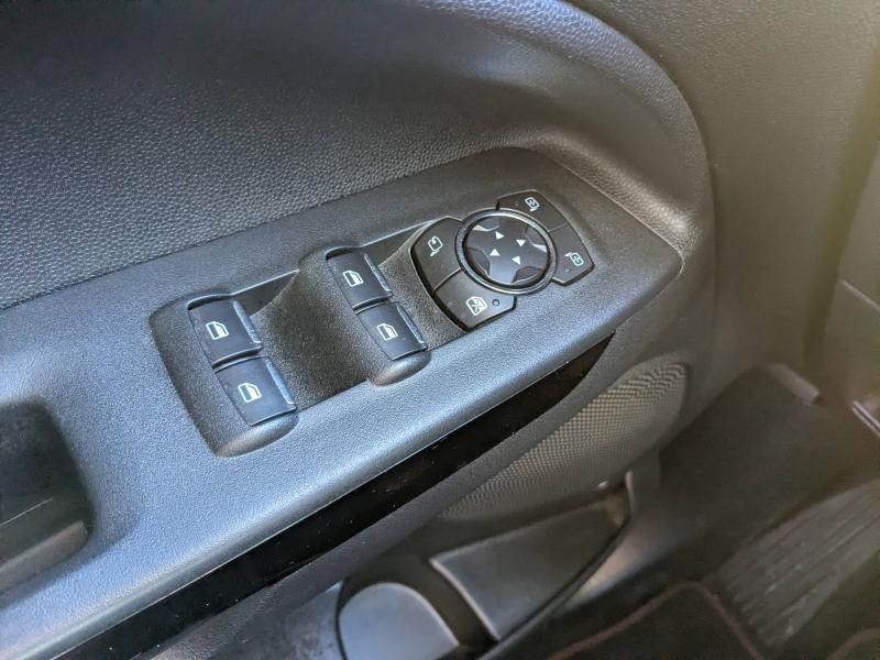 FORD EcoSport d’occasion à vendre à DRAGUIGNAN chez VAGNEUR (Photo 15)