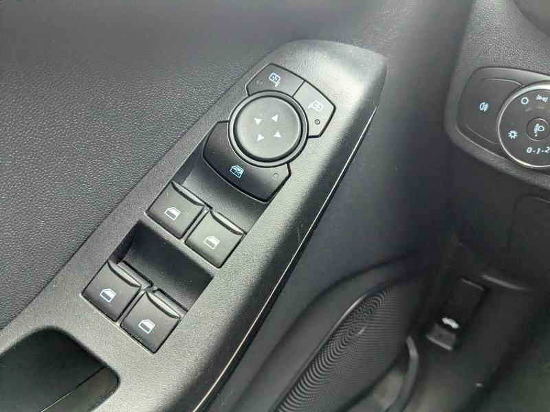 FORD Fiesta d’occasion à vendre à DRAGUIGNAN chez VAGNEUR (Photo 15)