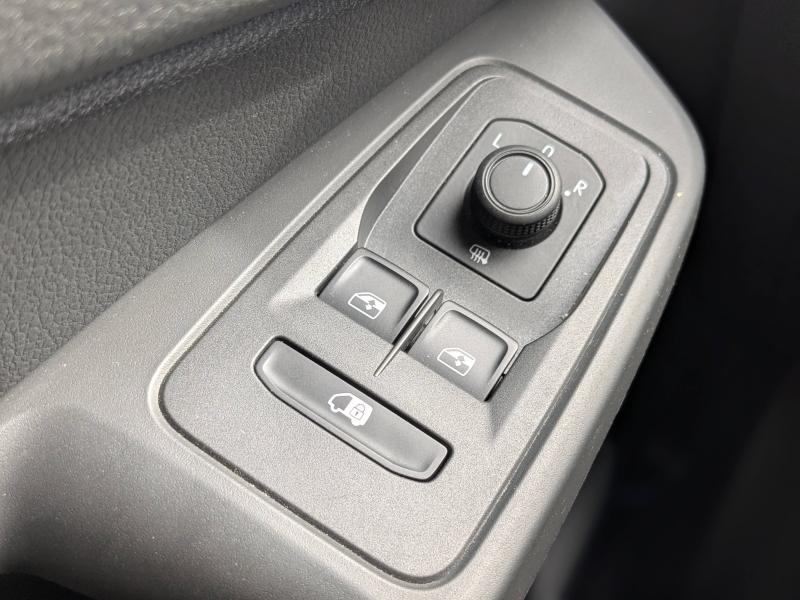 FORD Transit Connect VUL d’occasion à vendre à DRAGUIGNAN chez VAGNEUR (Photo 14)