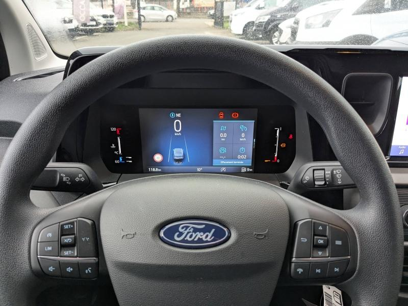 FORD Transit Courier VUL d’occasion à vendre à DRAGUIGNAN chez VAGNEUR (Photo 17)