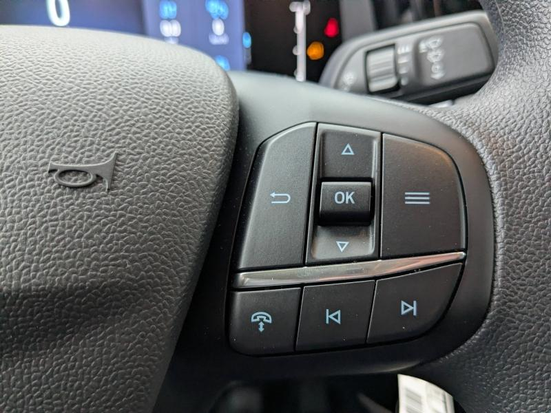 FORD Transit Courier VUL d’occasion à vendre à DRAGUIGNAN chez VAGNEUR (Photo 19)