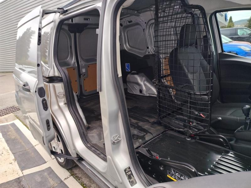 FORD Transit Courier VUL d’occasion à vendre à DRAGUIGNAN chez VAGNEUR (Photo 10)