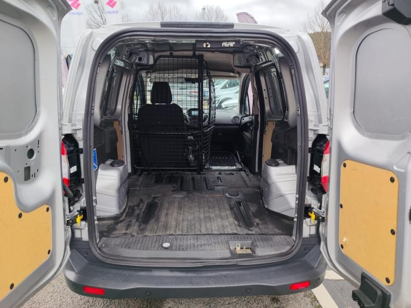 FORD Transit Courier VUL d’occasion à vendre à DRAGUIGNAN chez VAGNEUR (Photo 11)
