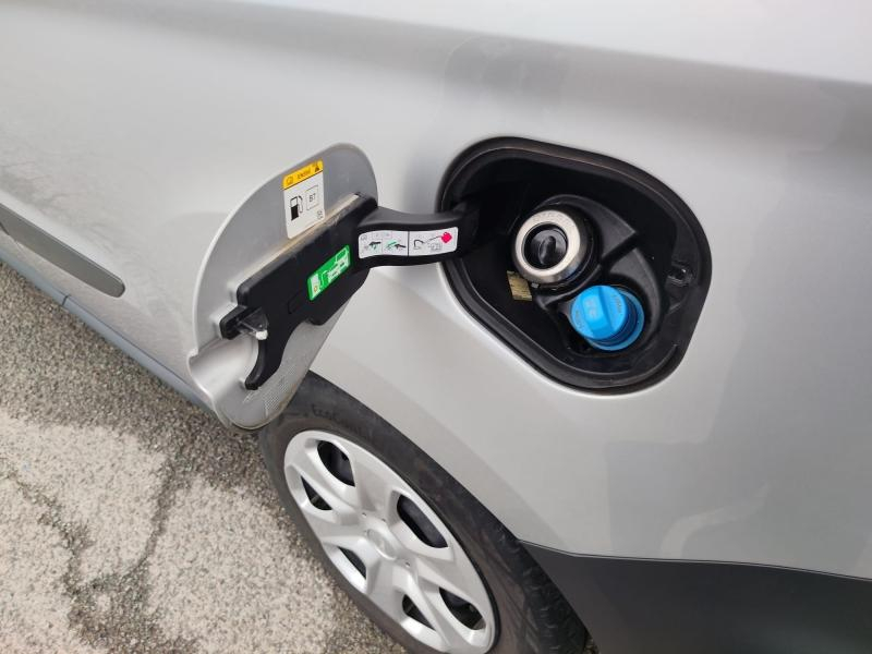 FORD Transit Courier VUL d’occasion à vendre à DRAGUIGNAN chez VAGNEUR (Photo 12)