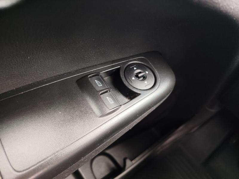 FORD Transit Courier VUL d’occasion à vendre à DRAGUIGNAN chez VAGNEUR (Photo 14)