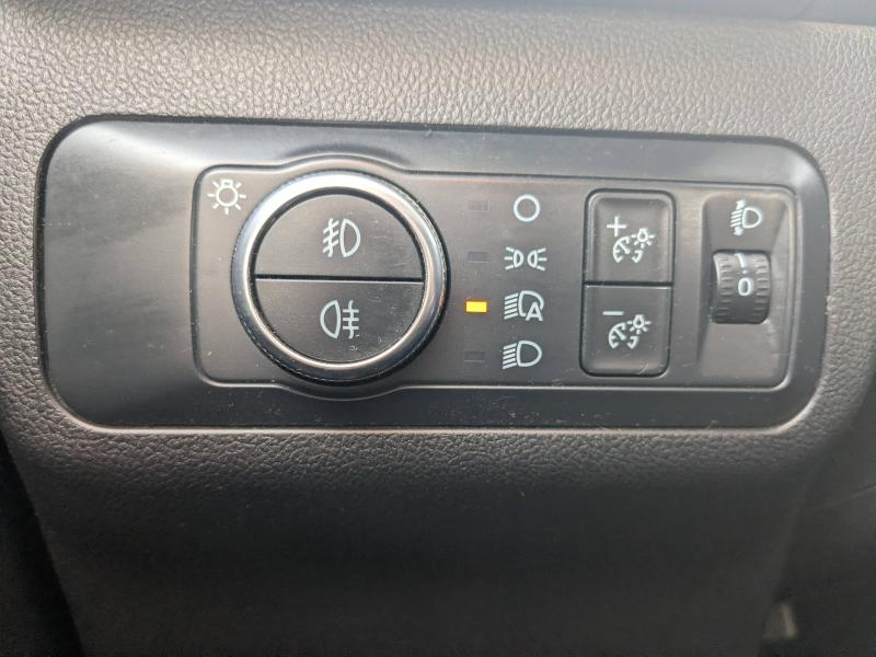 FORD Kuga d’occasion à vendre à DRAGUIGNAN chez VAGNEUR (Photo 18)