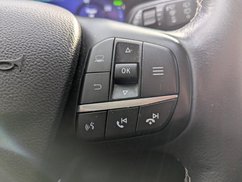 FORD Kuga d’occasion à vendre à DRAGUIGNAN chez VAGNEUR (Photo 18)