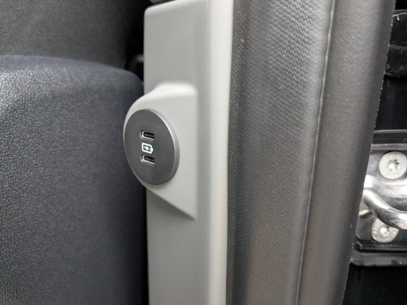 FORD Tourneo Custom d’occasion à vendre à DRAGUIGNAN chez VAGNEUR (Photo 15)