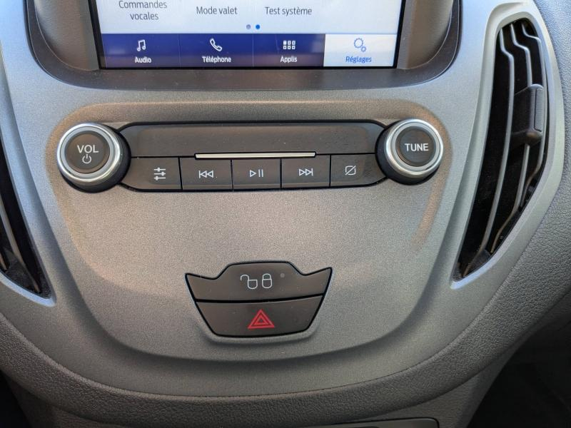 FORD Transit Courier VUL d’occasion à vendre à DRAGUIGNAN chez VAGNEUR (Photo 19)