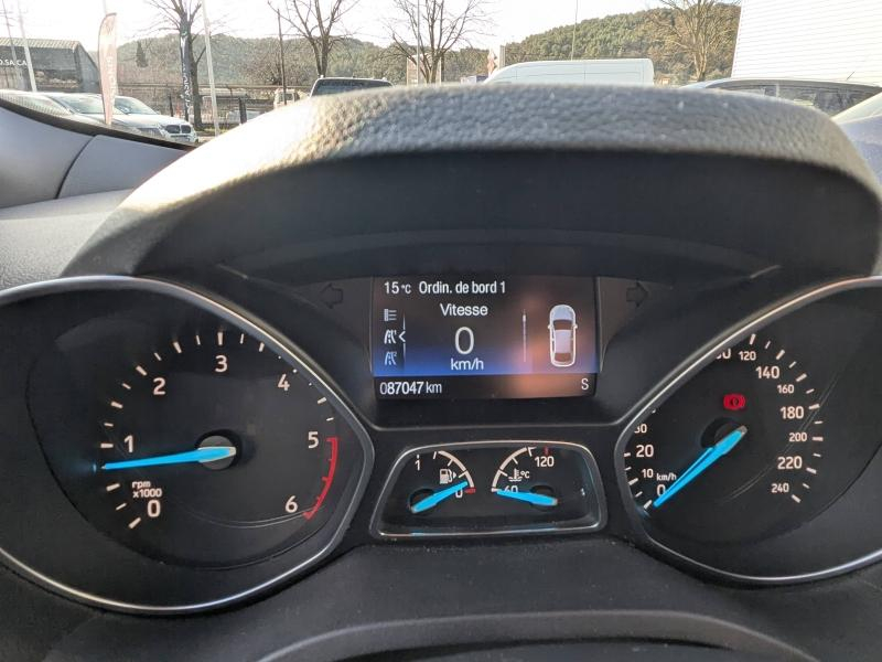 FORD Kuga d’occasion à vendre à DRAGUIGNAN chez VAGNEUR (Photo 18)