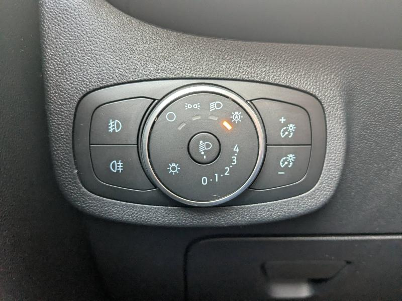 FORD Fiesta d’occasion à vendre à DRAGUIGNAN chez VAGNEUR (Photo 15)