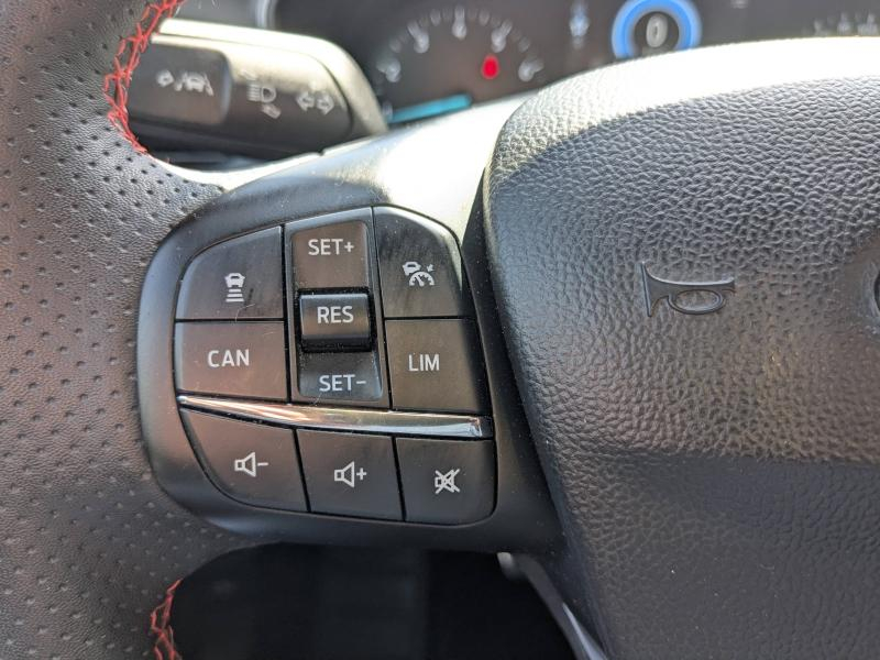 FORD Focus d’occasion à vendre à DRAGUIGNAN chez VAGNEUR (Photo 18)