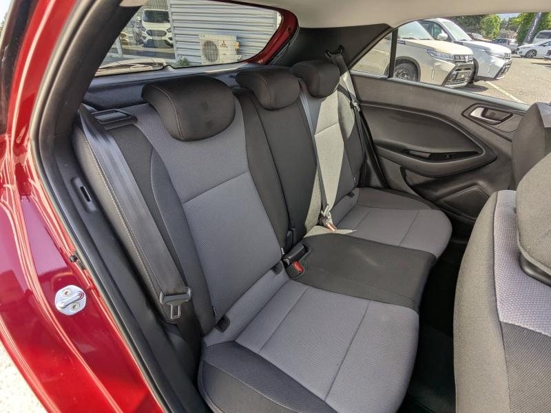 HYUNDAI i20 d’occasion à vendre à DRAGUIGNAN chez VAGNEUR (Photo 9)