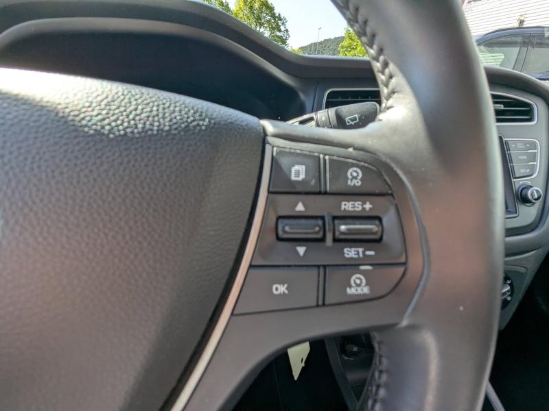 HYUNDAI i20 d’occasion à vendre à DRAGUIGNAN chez VAGNEUR (Photo 15)