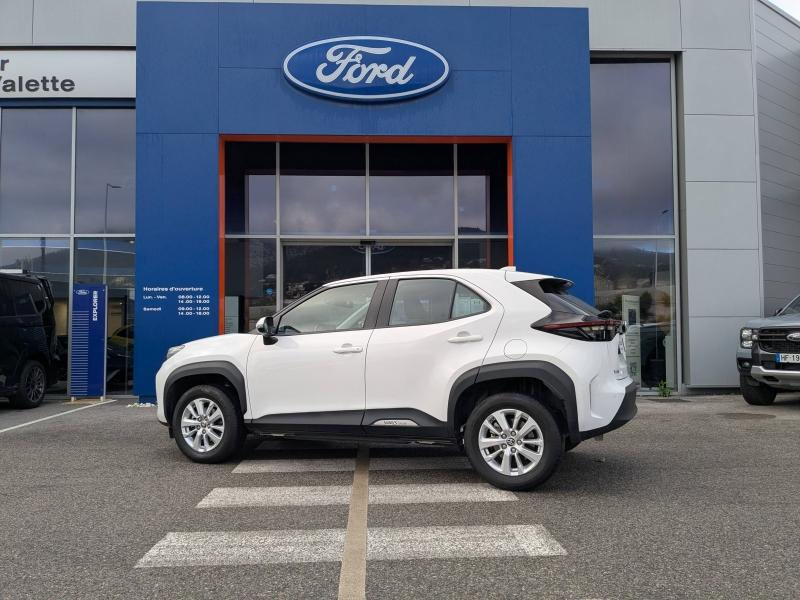 TOYOTA Yaris Cross d’occasion à vendre à DRAGUIGNAN chez VAGNEUR (Photo 5)