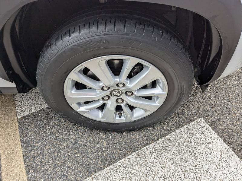 TOYOTA Yaris Cross d’occasion à vendre à DRAGUIGNAN chez VAGNEUR (Photo 20)