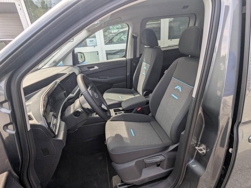 FORD Grd Tourneo Connect d’occasion à vendre à DRAGUIGNAN chez VAGNEUR (Photo 14)