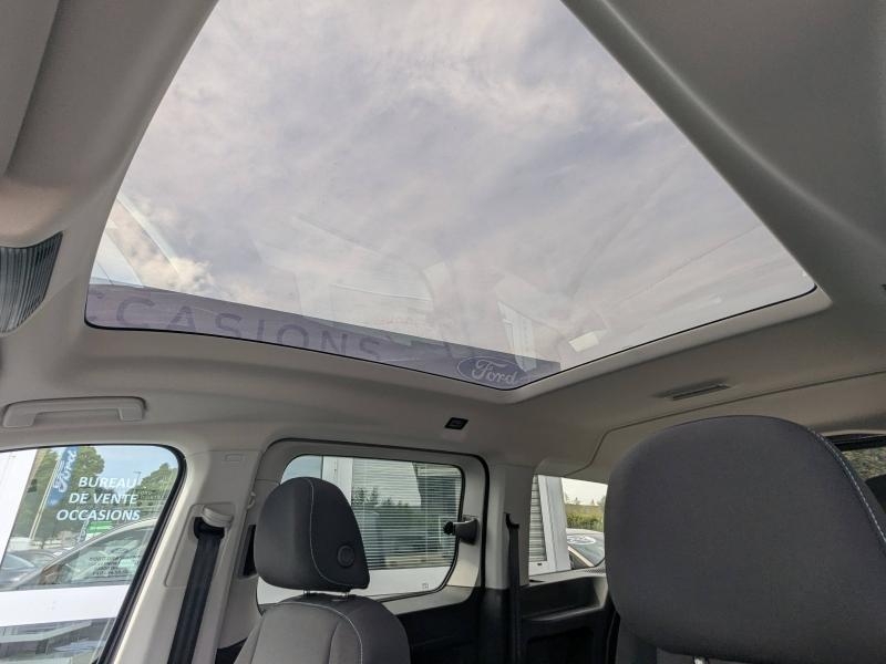 FORD Grd Tourneo Connect d’occasion à vendre à DRAGUIGNAN chez VAGNEUR (Photo 15)